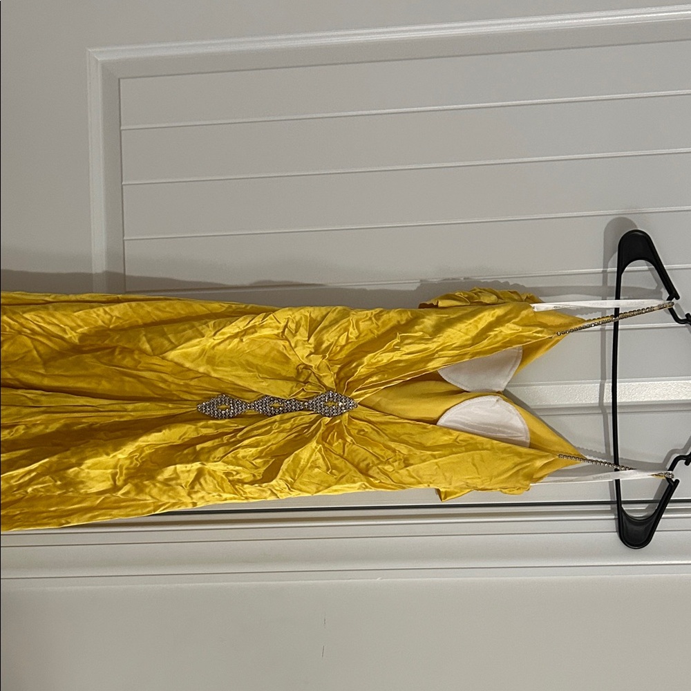 Aris Yellow Satin Strap Detail Evening Dress - Picture 4 of 8